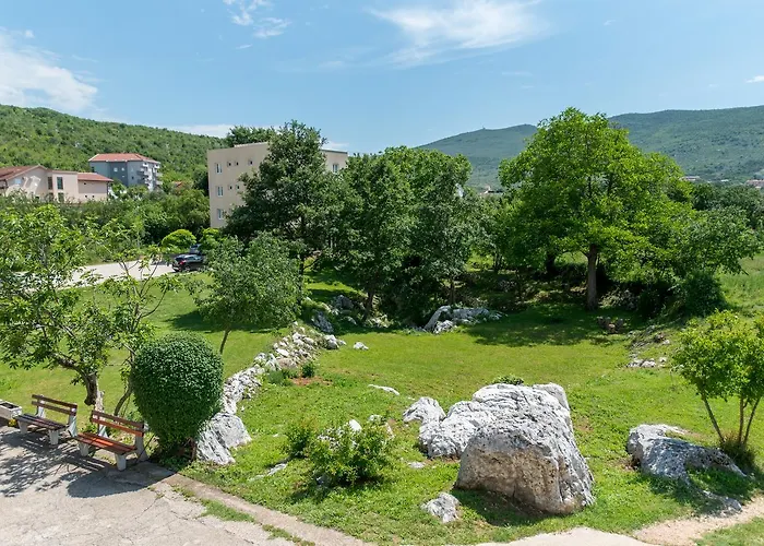 Bed & Breakfast Ellena 3*