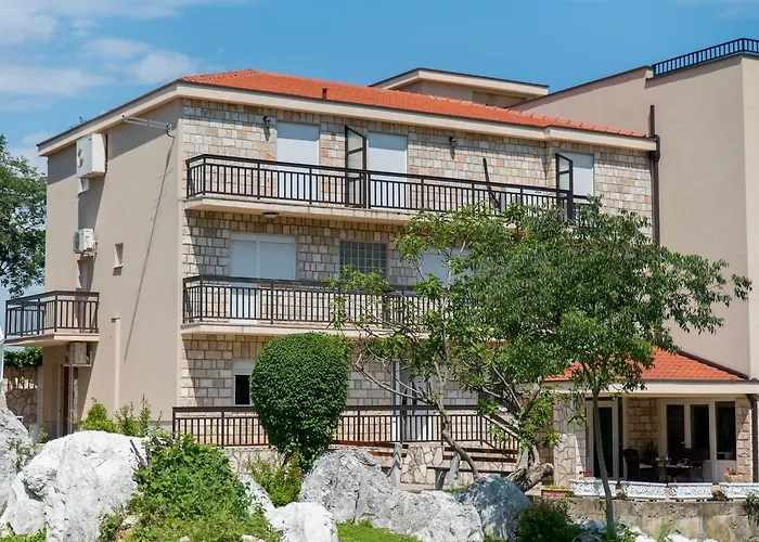 Ellena 3* Medjugorje