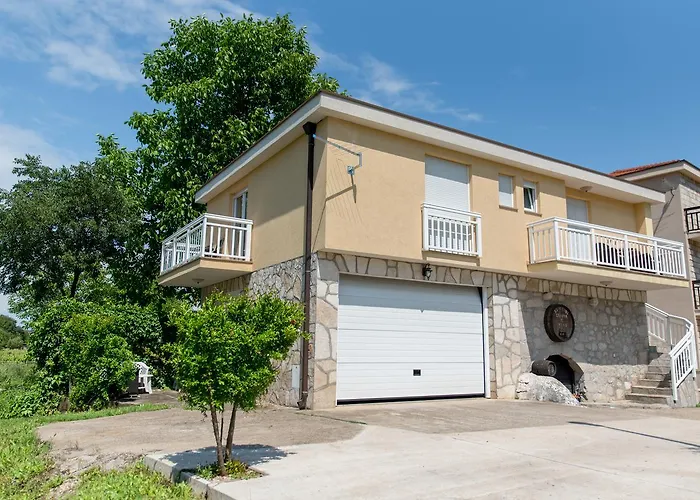 Bed & Breakfast Ellena 3*