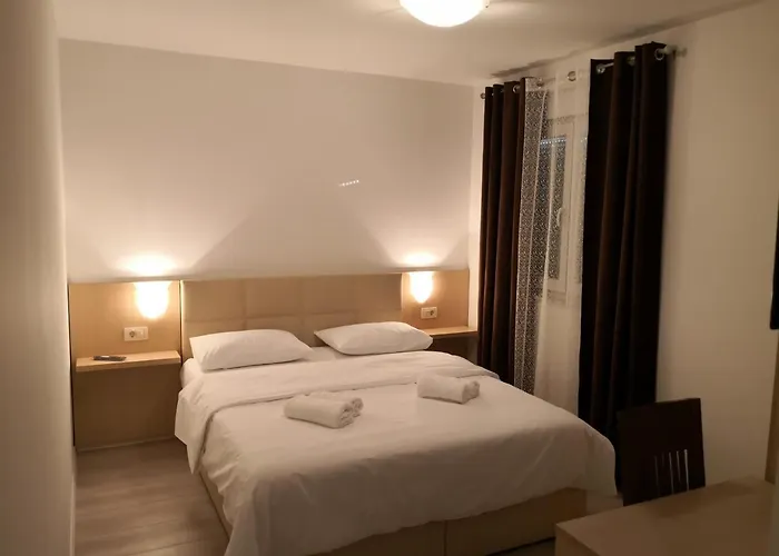 Ellena Bed & Breakfast